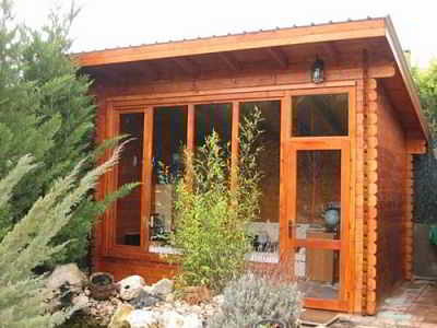 Chalet en couleur ORANGE 14m2